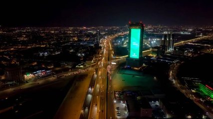 看，沙特達曼市最大LED戶外屏！洲明光顯方案定義城市空間美學